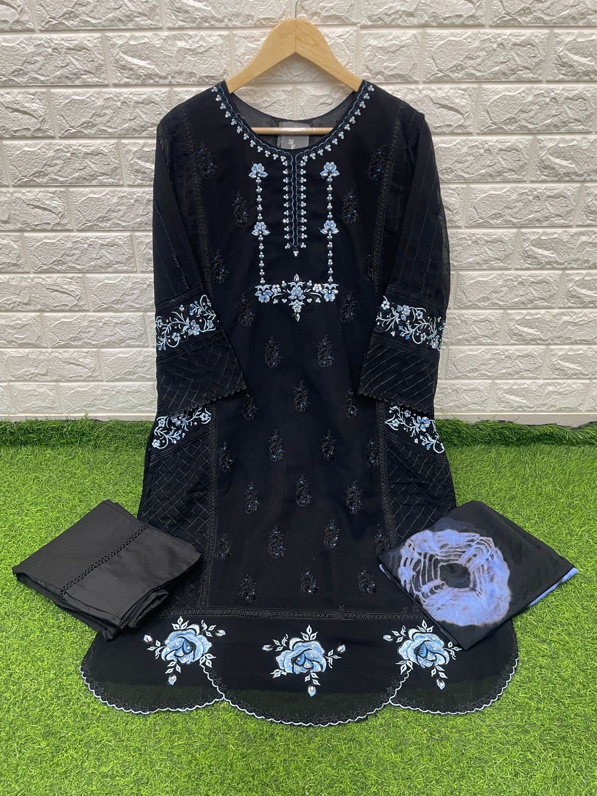 Naimat Fashion Studio 1031 New Exclusive Wear Georgette Ready Made Collection
